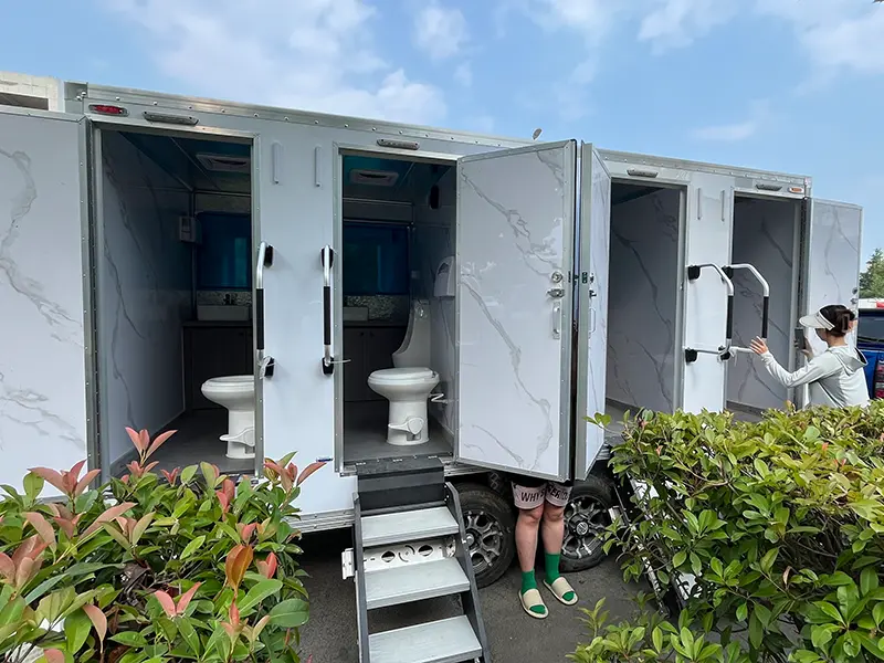 Toilet Trailers